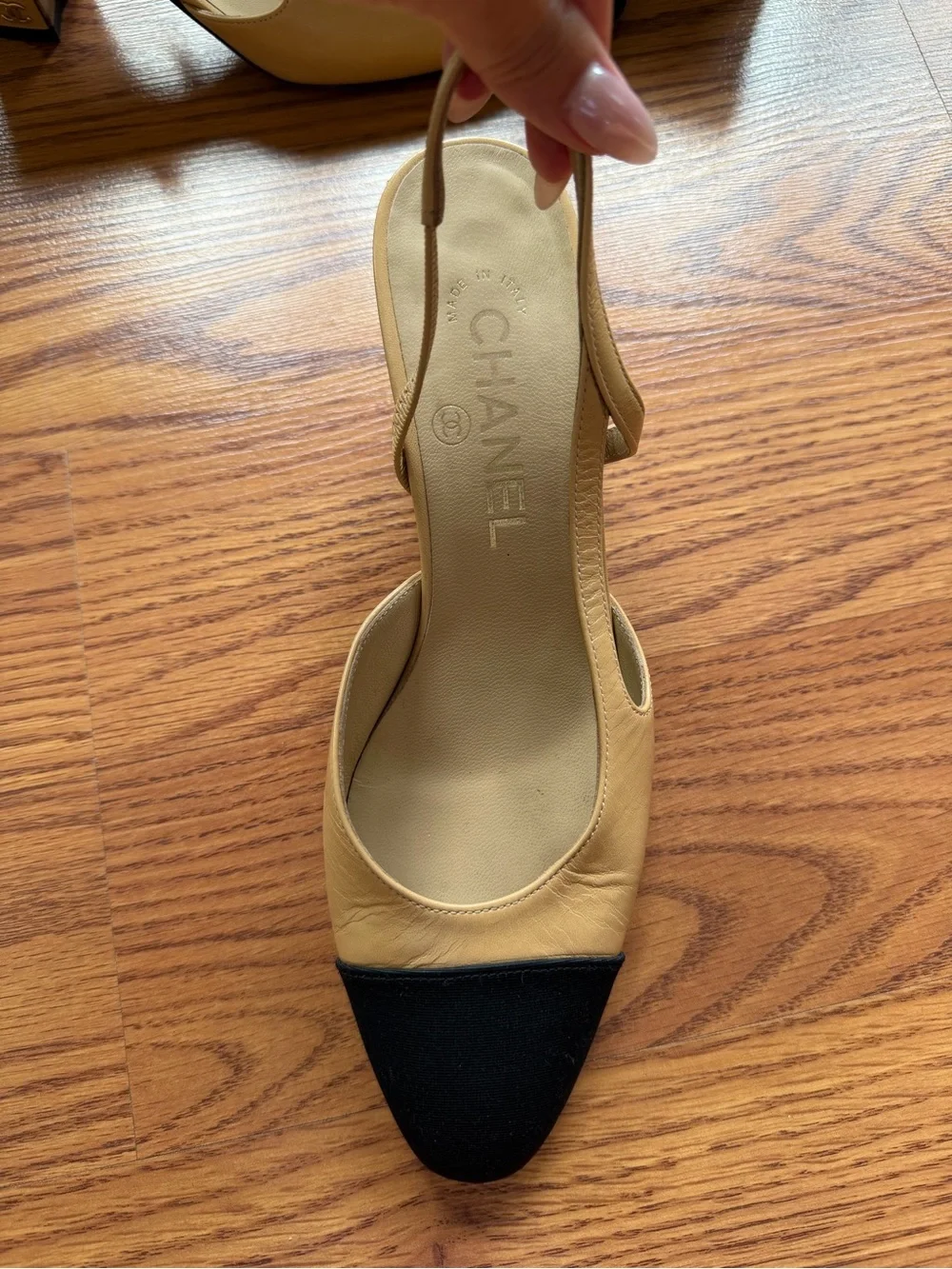 Chanel Slingbacks Beige and Black Size 37